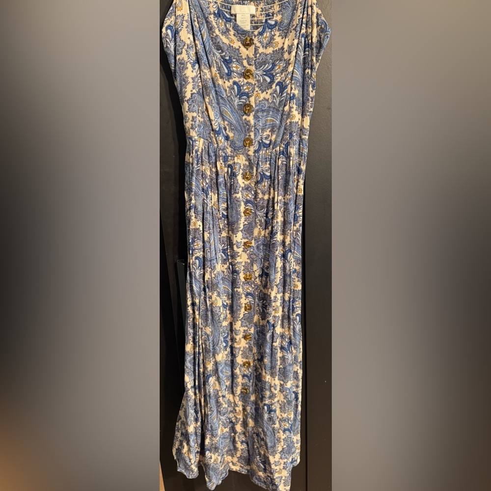 H&M Cream and Light Blue Midi Dress